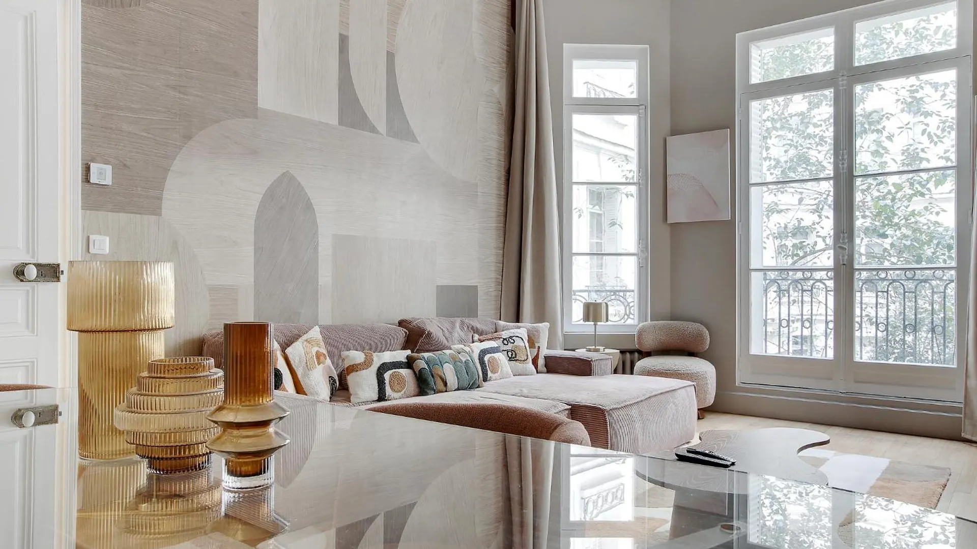 Elegant Appartement Climatise - Arc De Triomphe Parijs